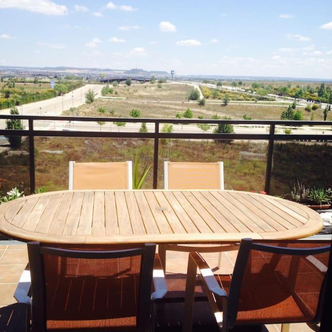 Atico, Piscina, Ac, Wi-Fi Y Parking Gratis, Gran Terraza, Vut 47-79 Apartment Arroyo de la Encomienda Bagian luar foto